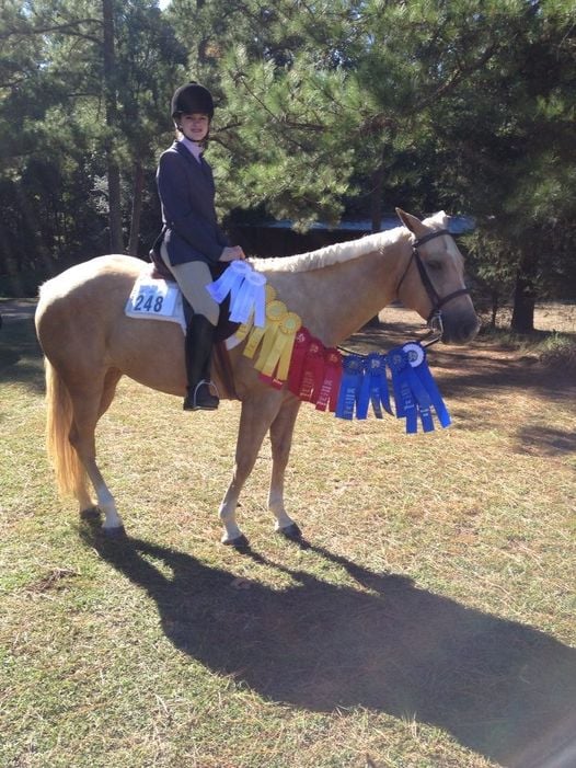 Kendall & Ravi with championship ribbons